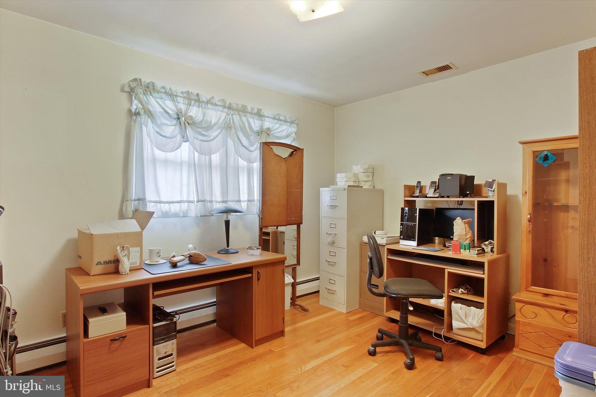206 Rutledge Road New Freedom, PA 17349 - Photo 6 of 26