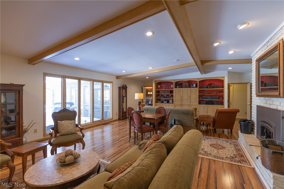 11663 River Ridge Road Strongsville, OH 44136 - Photo 3 of 31 Gallery Image 3