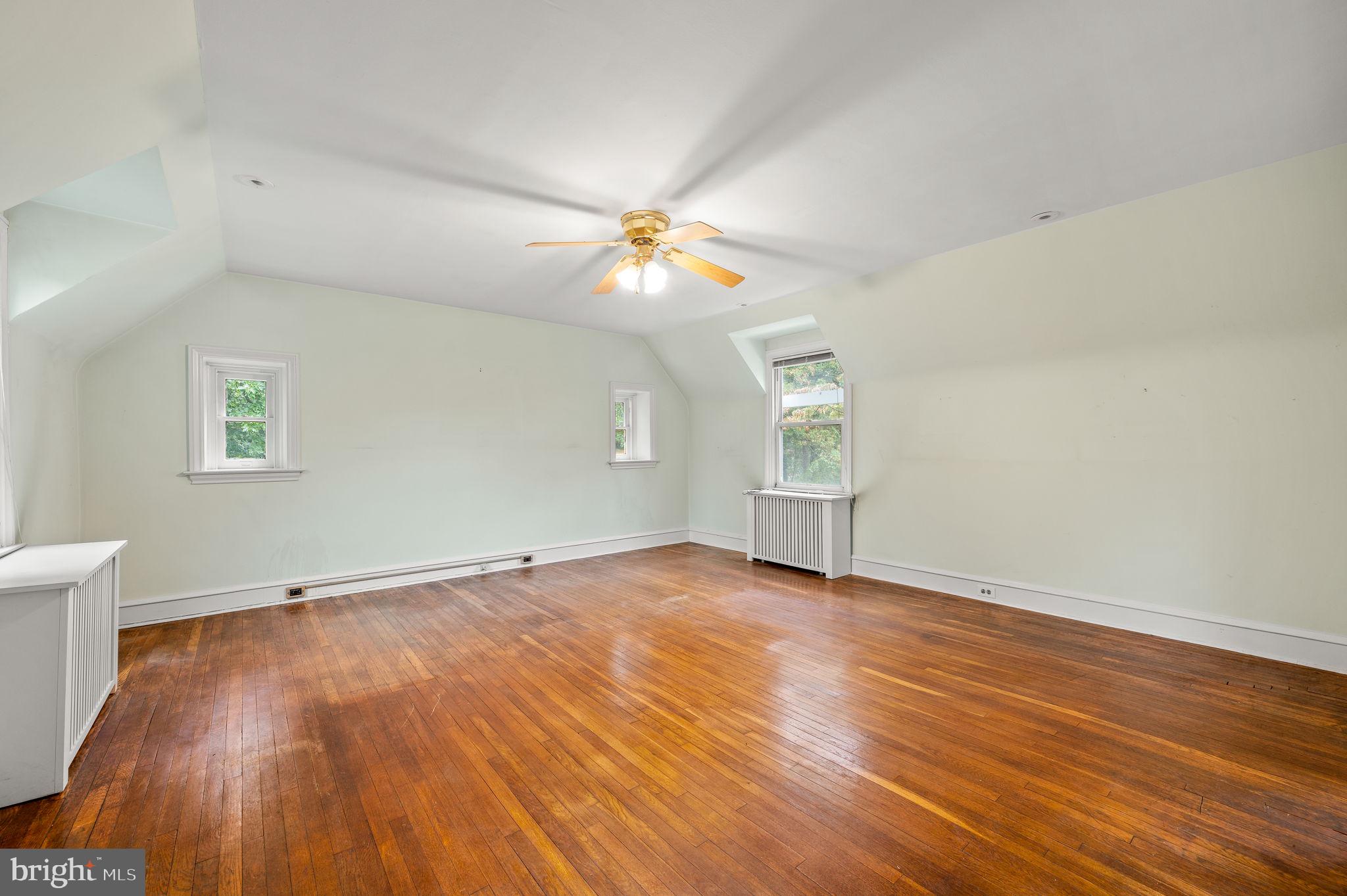 3 Crest Lane Swarthmore, PA 19081 - Photo 27 of 33 Primary Bedroom