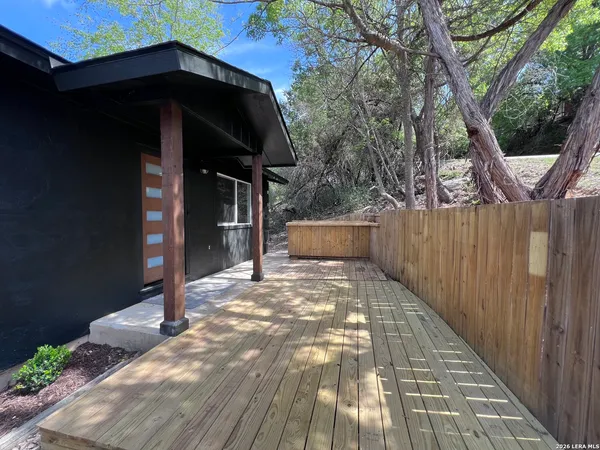 $319,400 | 1156 Deerwood Drive, Canyon Lake, TX 78133