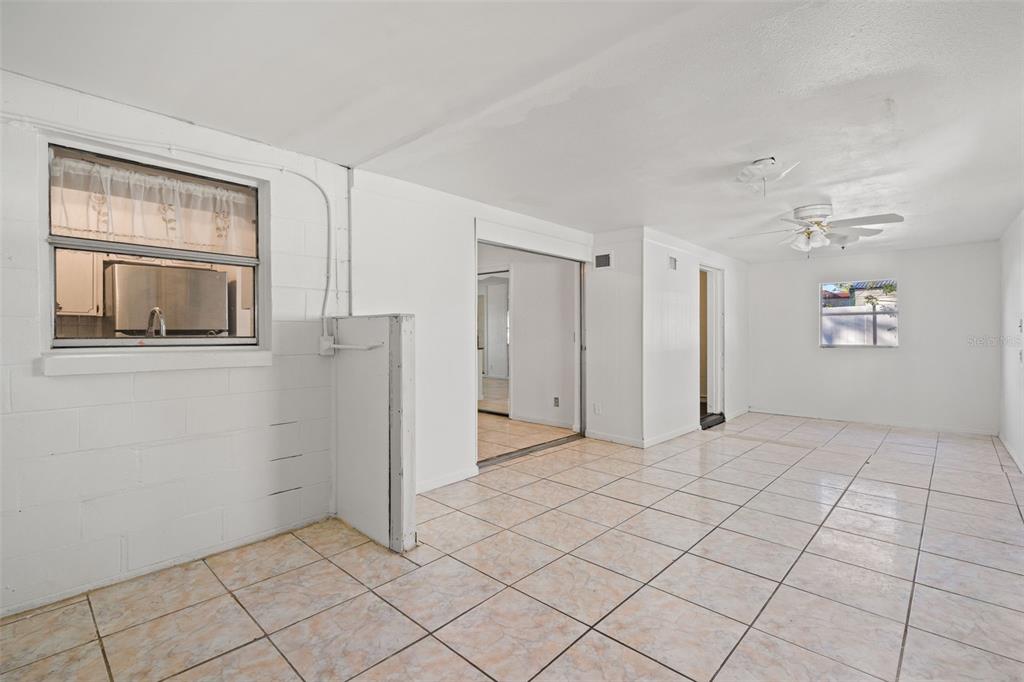 5921 Yorkshire Road Tampa, FL 33634 - Photo 13 of 36