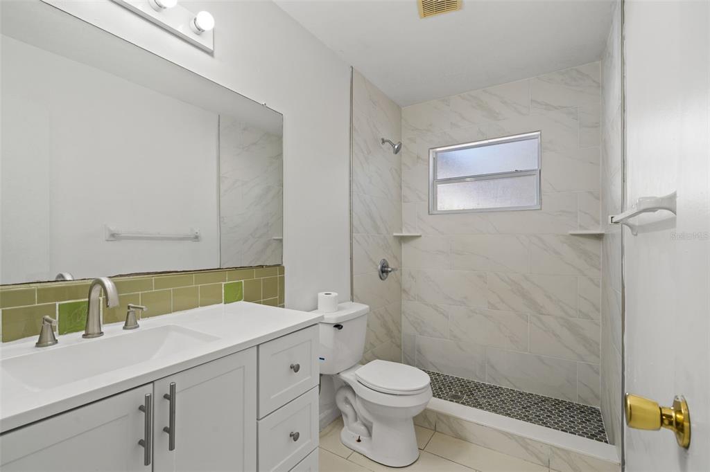 5921 Yorkshire Road Tampa, FL 33634 - Photo 25 of 36