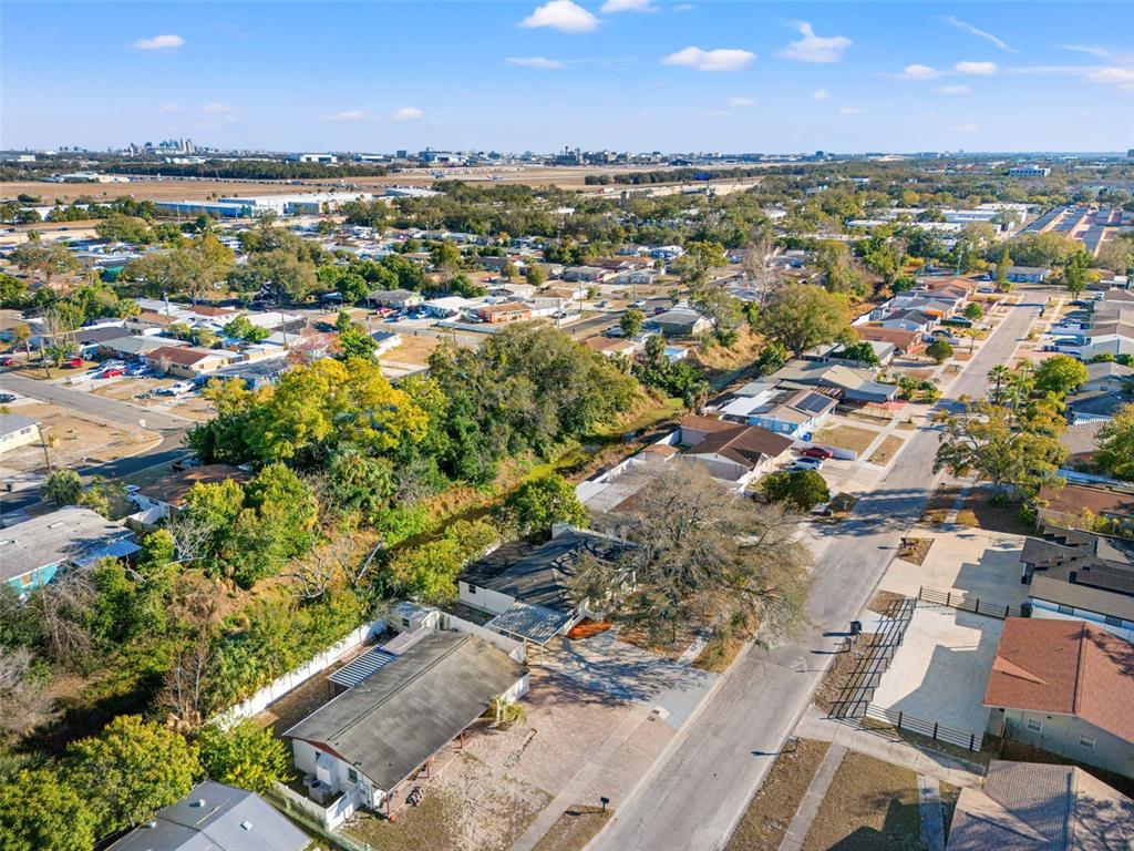 5921 Yorkshire Road Tampa, FL 33634 - Photo 36 of 36