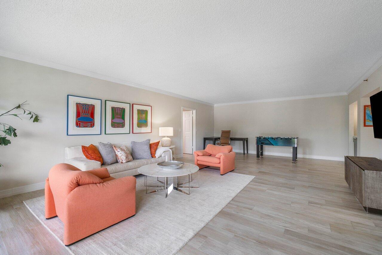 950 De Soto Road, Unit 2B Boca Raton, FL 33432 - Photo 8 of 38 007-950DeSotoRoad-BocaRaton-FL-33432-SMA