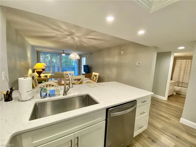 $5,000 | 290 Naples Cove Drive, Unit 2205, Naples, FL 34110