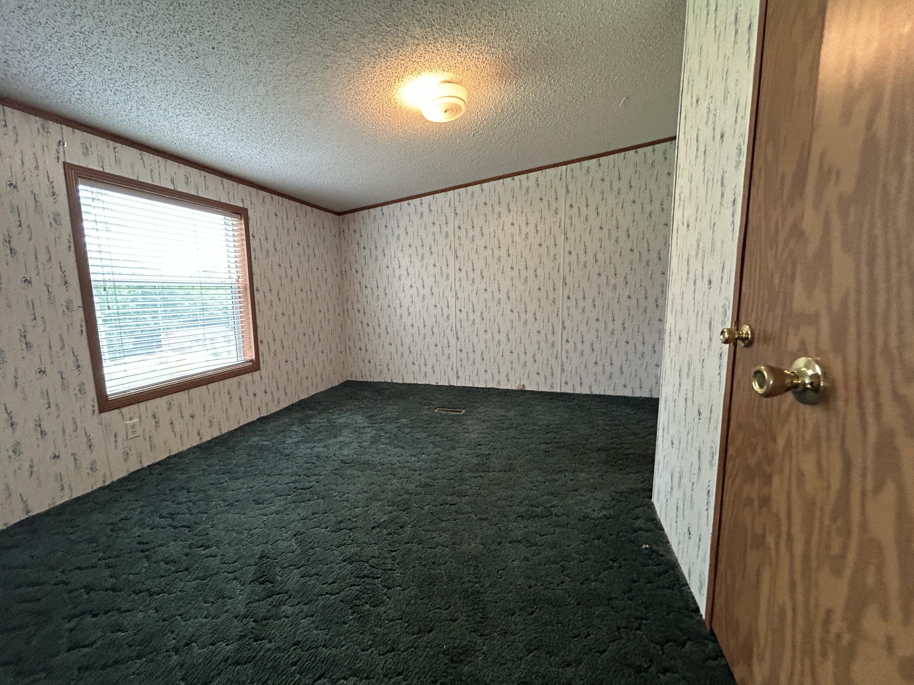 1090 Winchester Road Irvine, KY 40336 - Photo 13 of 29 Primary Bedroom