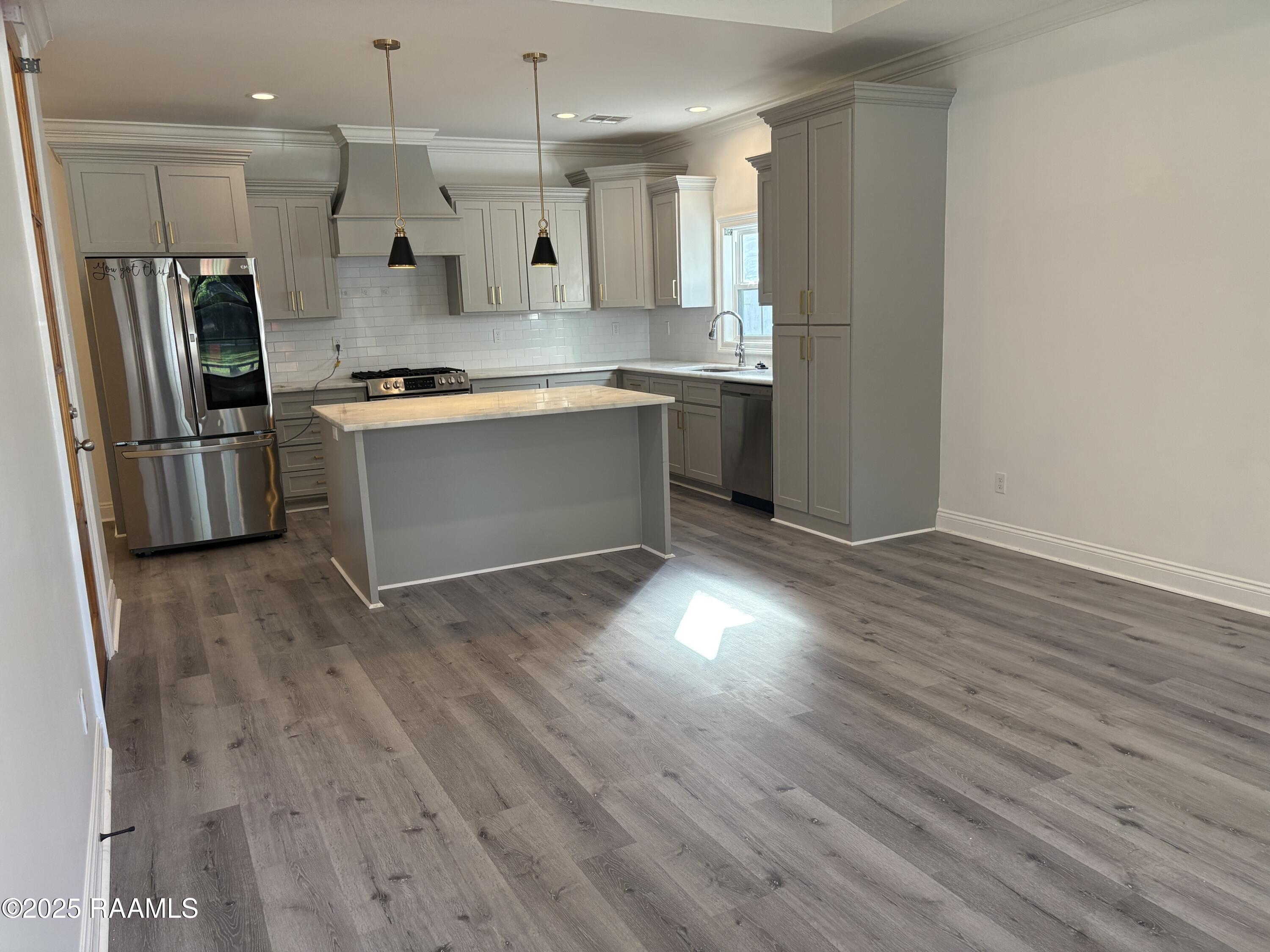 122 Rena Drive, Unit A Lafayette, LA 70503 - Photo 4 of 24 IMG_3423
