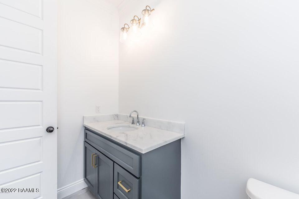 122 Rena Drive, Unit A Lafayette, LA 70503 - Photo 10 of 24 2nd bathroom 2