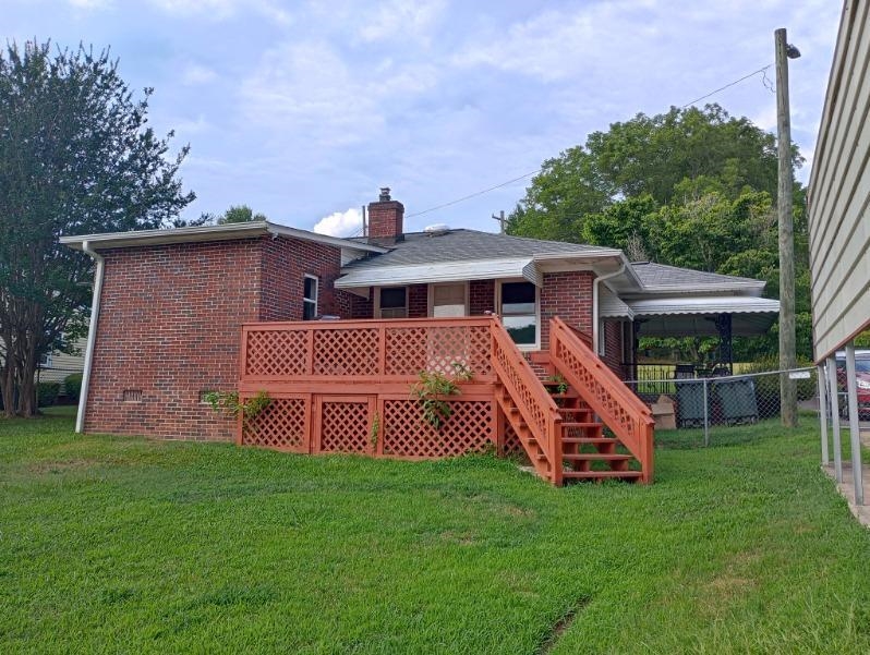 105 Davis Street Union, SC 29379 - Photo 2 of 16