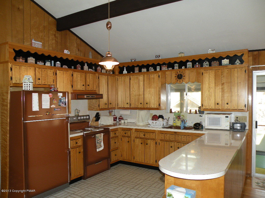153 Selig Road Pocono Lake, PA 18347 - Photo 7 of 11 Kitchen