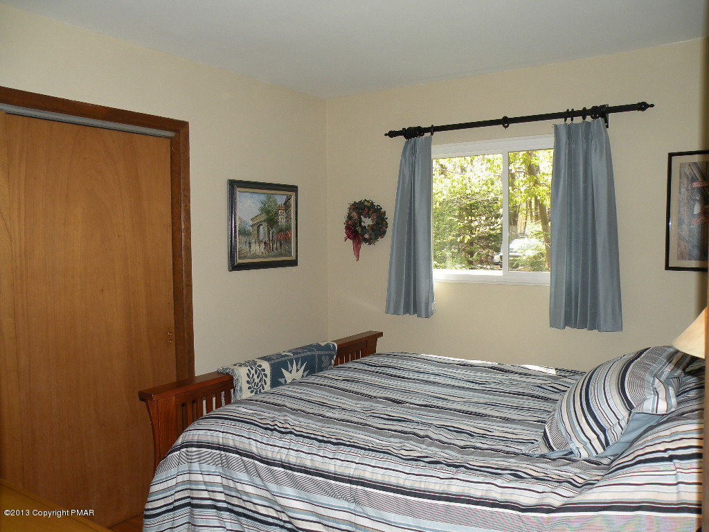 153 Selig Road Pocono Lake, PA 18347 - Photo 8 of 11 Bedroom