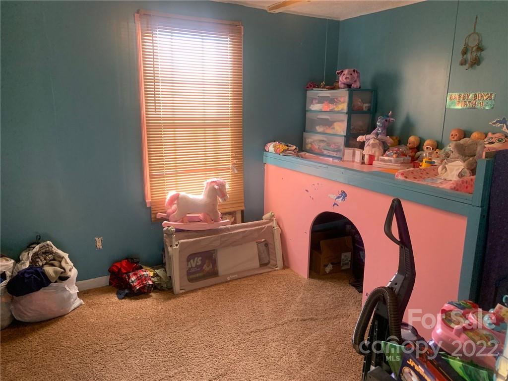 1410 Houston Mill Road Conover, NC 28613 - Photo 16 of 19 Gallery Image 16