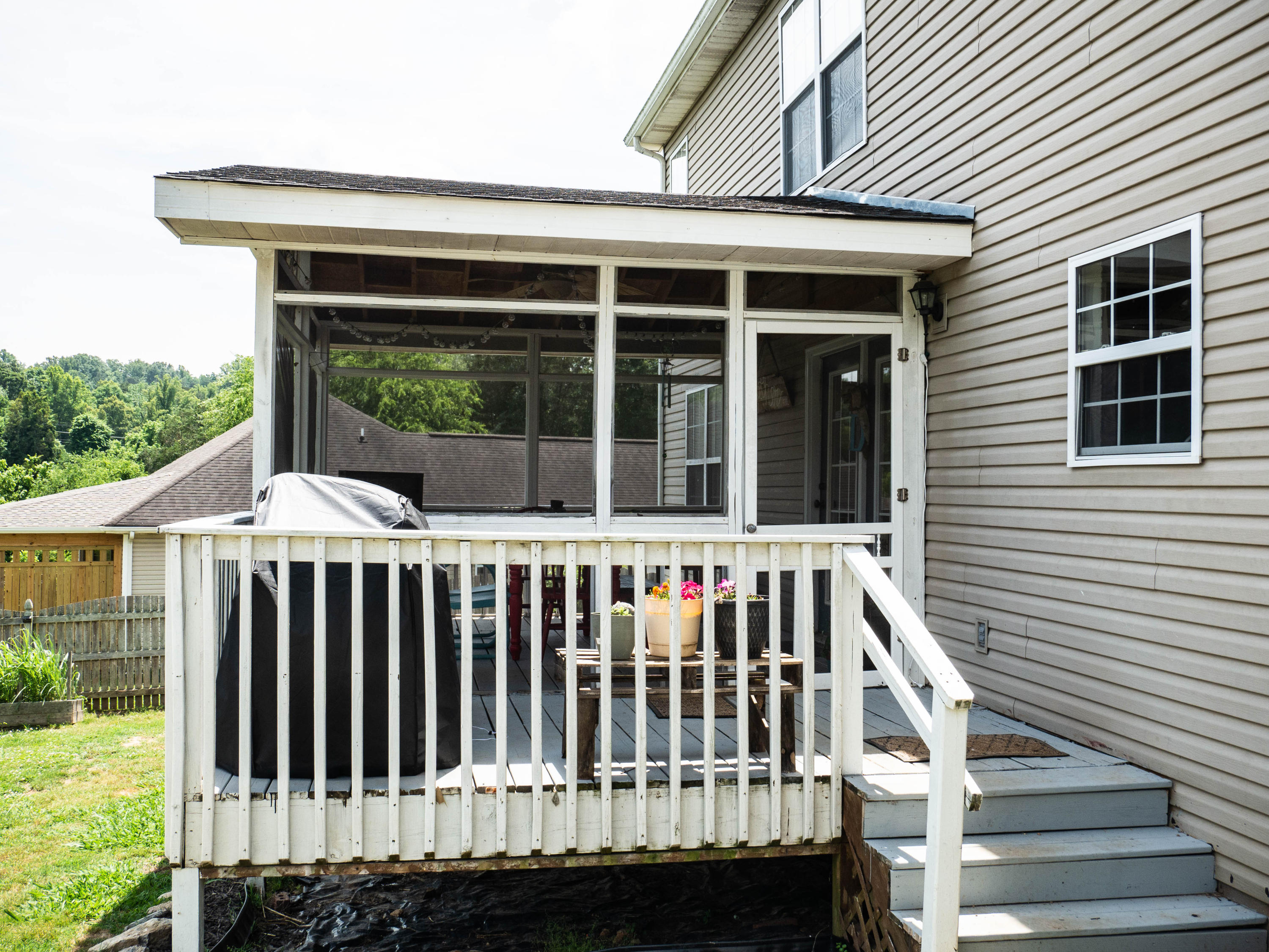 104 Huntington Lane Heiskell, TN 37754 - Photo 27 of 27 P1060742