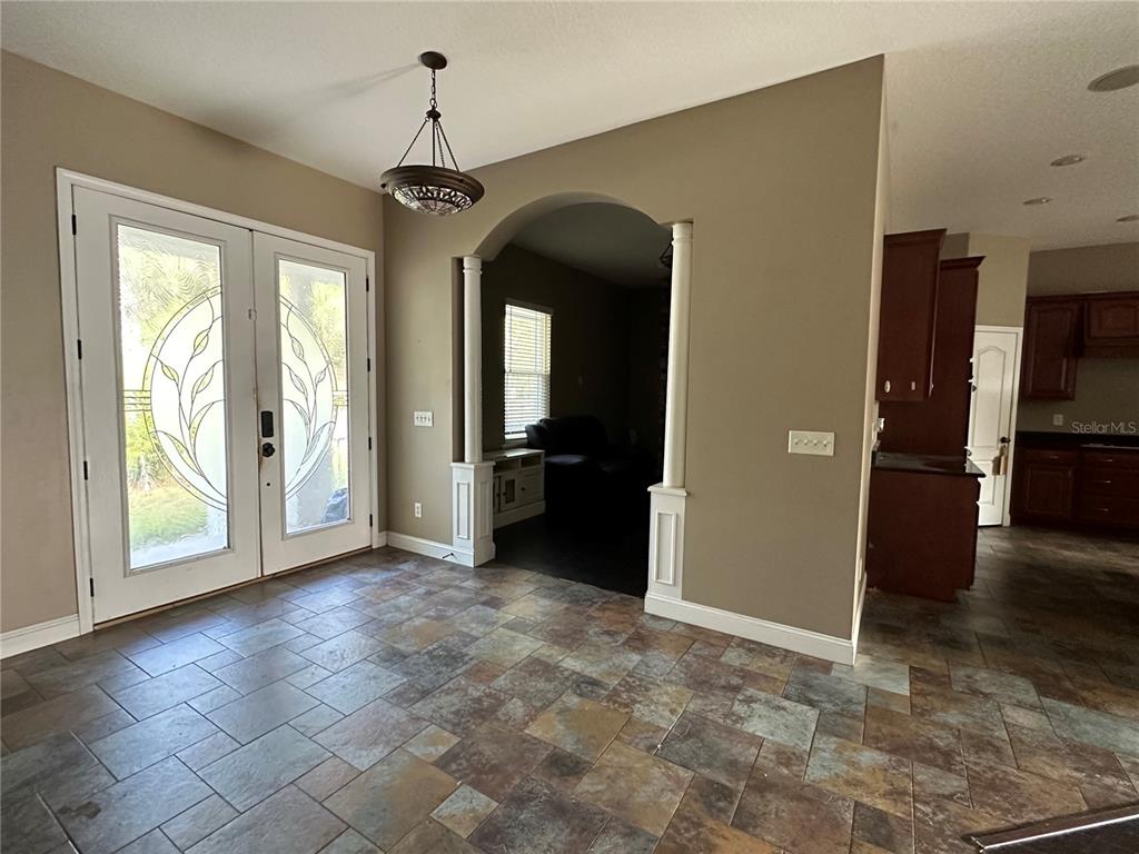 3002 Young Road Plant City, FL 33565 - Photo 9 of 44 Gallery Image 9