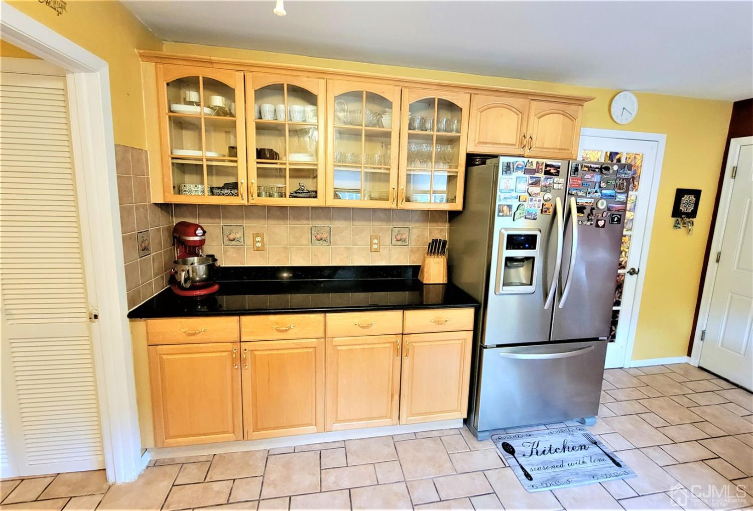 22 Watchung Road East Brunswick, NJ 08816 - Photo 12 of 40 Gallery Image 12