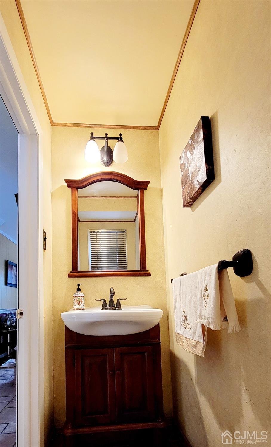 22 Watchung Road East Brunswick, NJ 08816 - Photo 16 of 40 Gallery Image 16