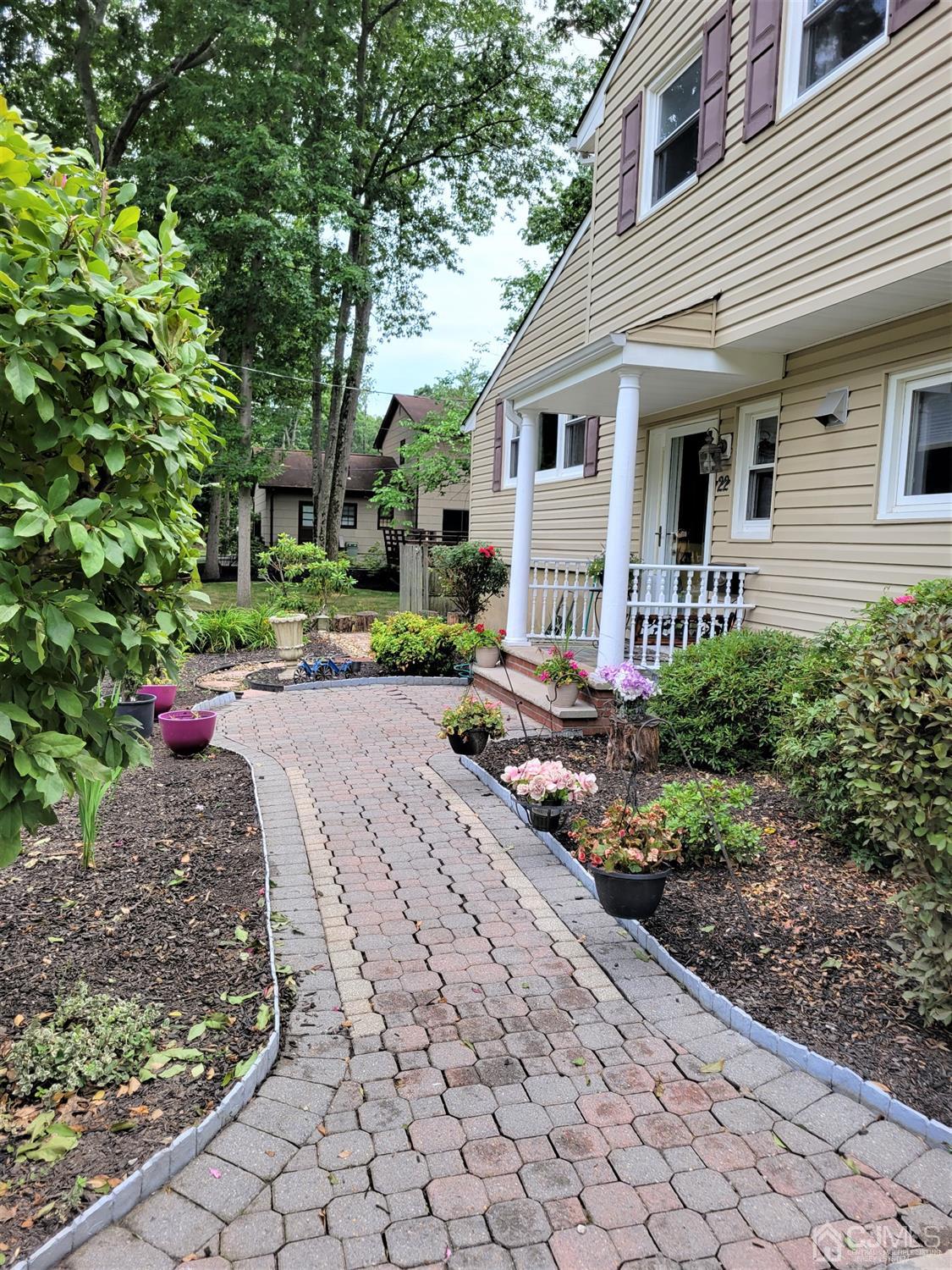 22 Watchung Road East Brunswick, NJ 08816 - Photo 6 of 40 Gallery Image 6