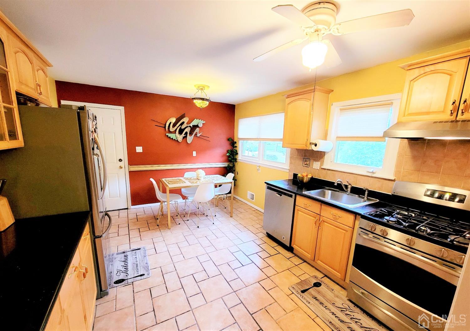 22 Watchung Road East Brunswick, NJ 08816 - Photo 10 of 40 Gallery Image 10