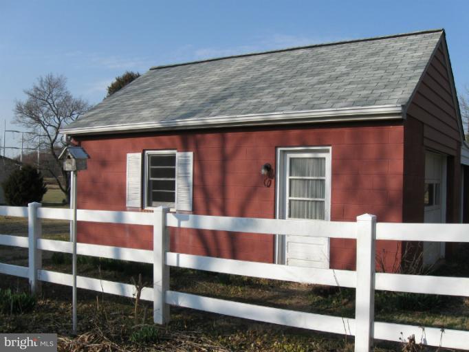 3001 Damascus Road Brookeville, MD 20833 - Photo 2 of 19 Exterior (Rear)