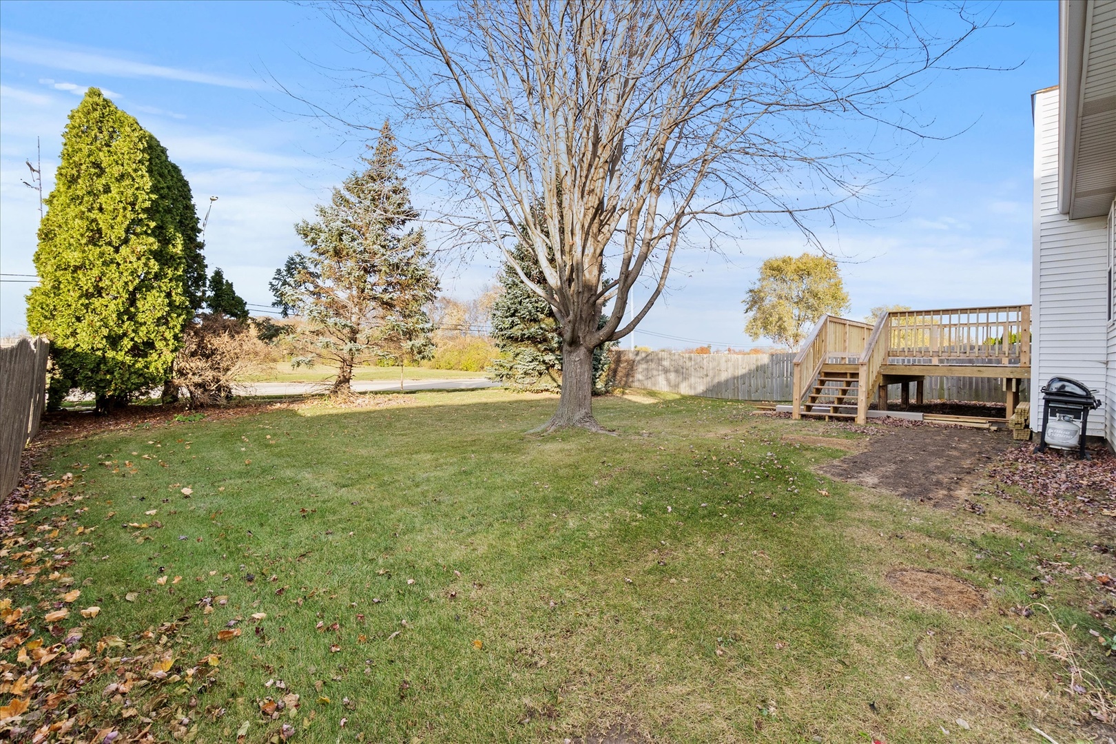 4513 Skylark Lane Plainfield, IL 60586 - Photo 19 of 23 a view of outdoor space with garden