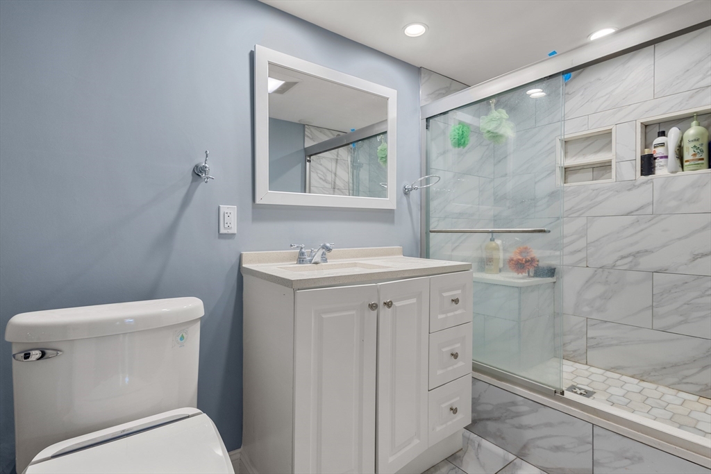 100 Marked Tree Road Holliston, MA 01746 - Photo 19 of 26 Gallery Image 19