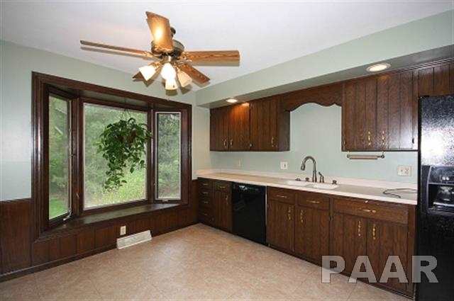 47 Hickory Ridge Drive Morton, IL 61550 - Photo 12 of 36 Gallery Image 12