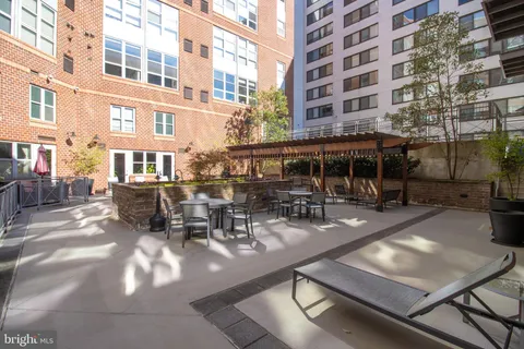 $425,000 | 1300 N Street Northwest, Unit 106, Washington, DC 20005