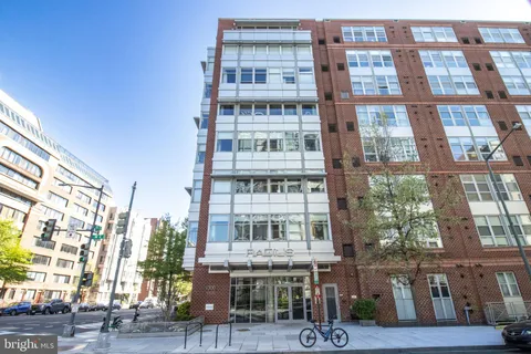 $425,000 | 1300 N Street Northwest, Unit 106, Washington, DC 20005