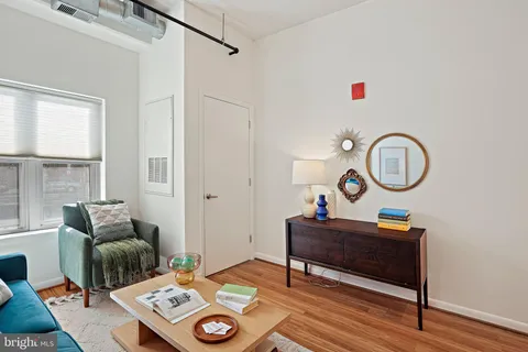 $425,000 | 1300 N Street Northwest, Unit 106, Washington, DC 20005