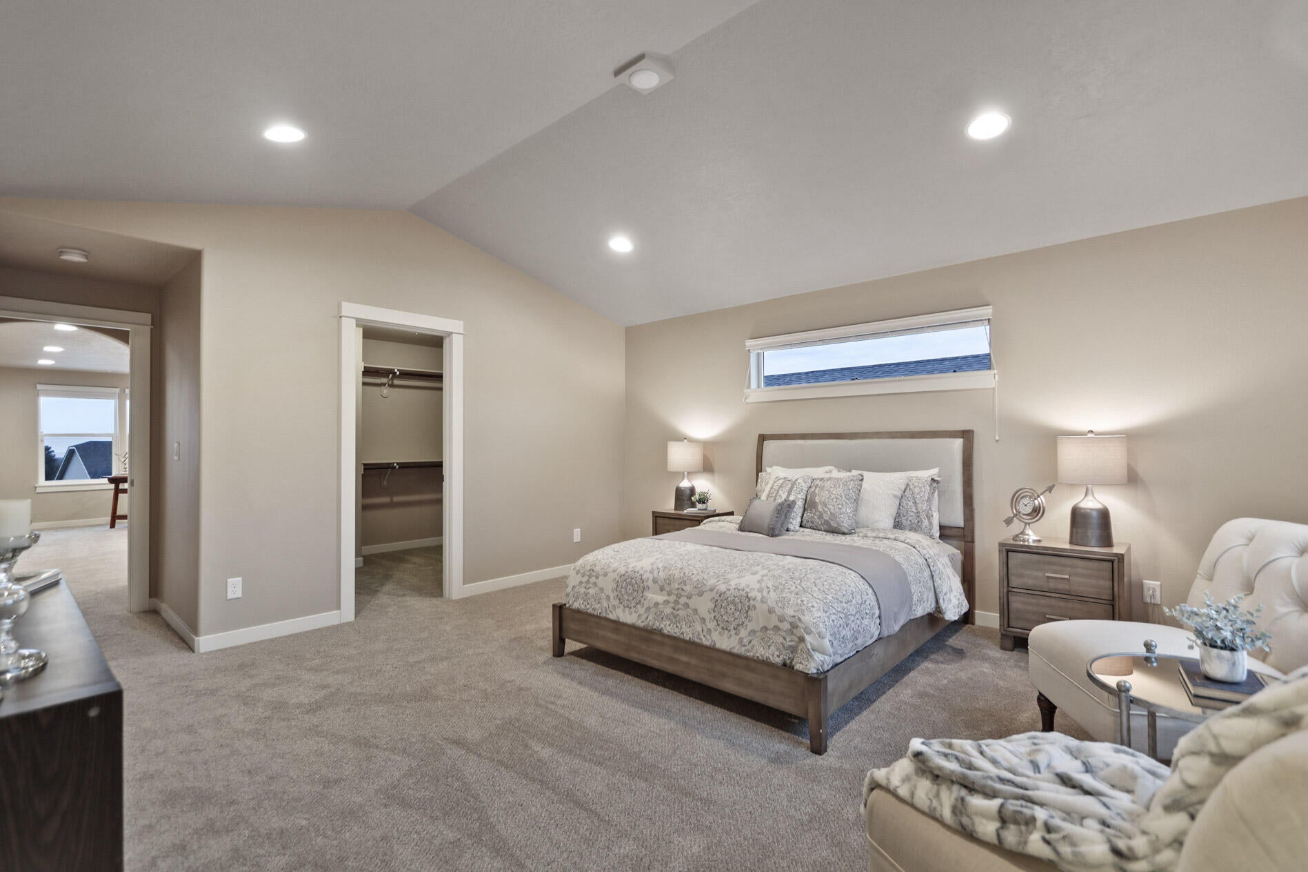650 North Reed Street Sisters, OR 97759 - Photo 16 of 19 Talent - Master Bedroom 2