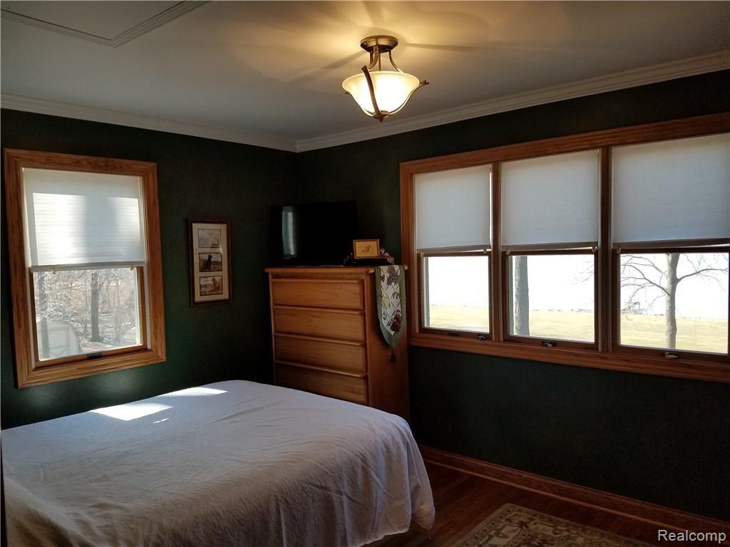 18608 Meridian Road Grosse Ile, MI 48138 - Photo 22 of 31 Back Bedroom 1.jpg