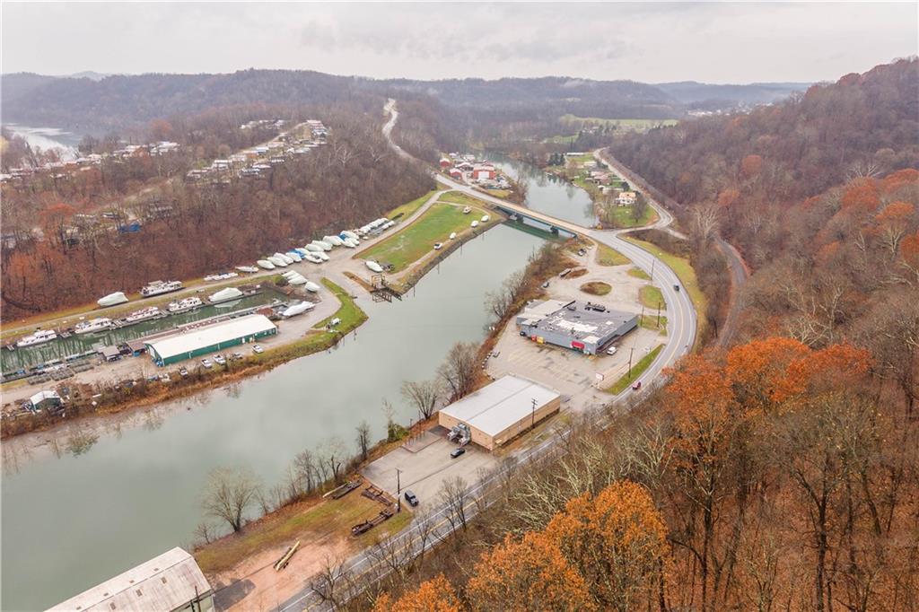 26 Front Street Millsboro, PA 15348 - Photo 12 of 24 a view of a city and mountains