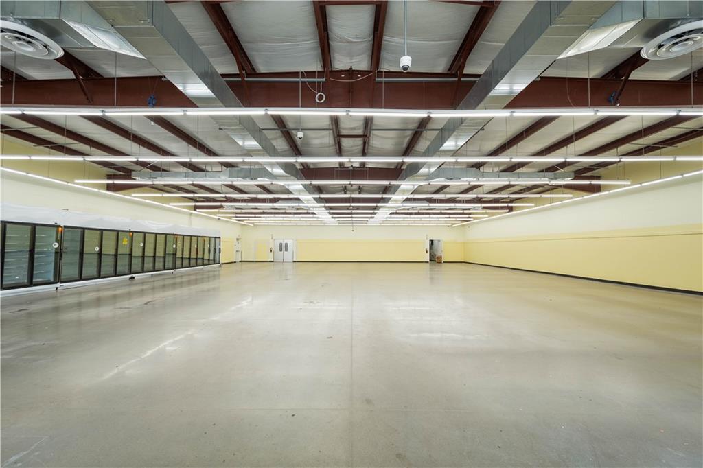 26 Front Street Millsboro, PA 15348 - Photo 16 of 24 a view of a indoor garage