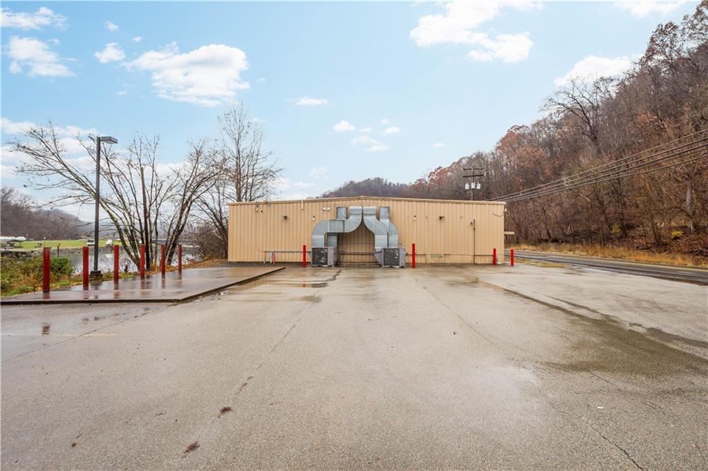 26 Front Street Millsboro, PA 15348 - Photo 7 of 24 a view of a street