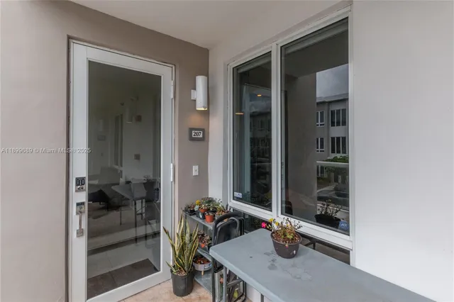 view of livingroom with furniture