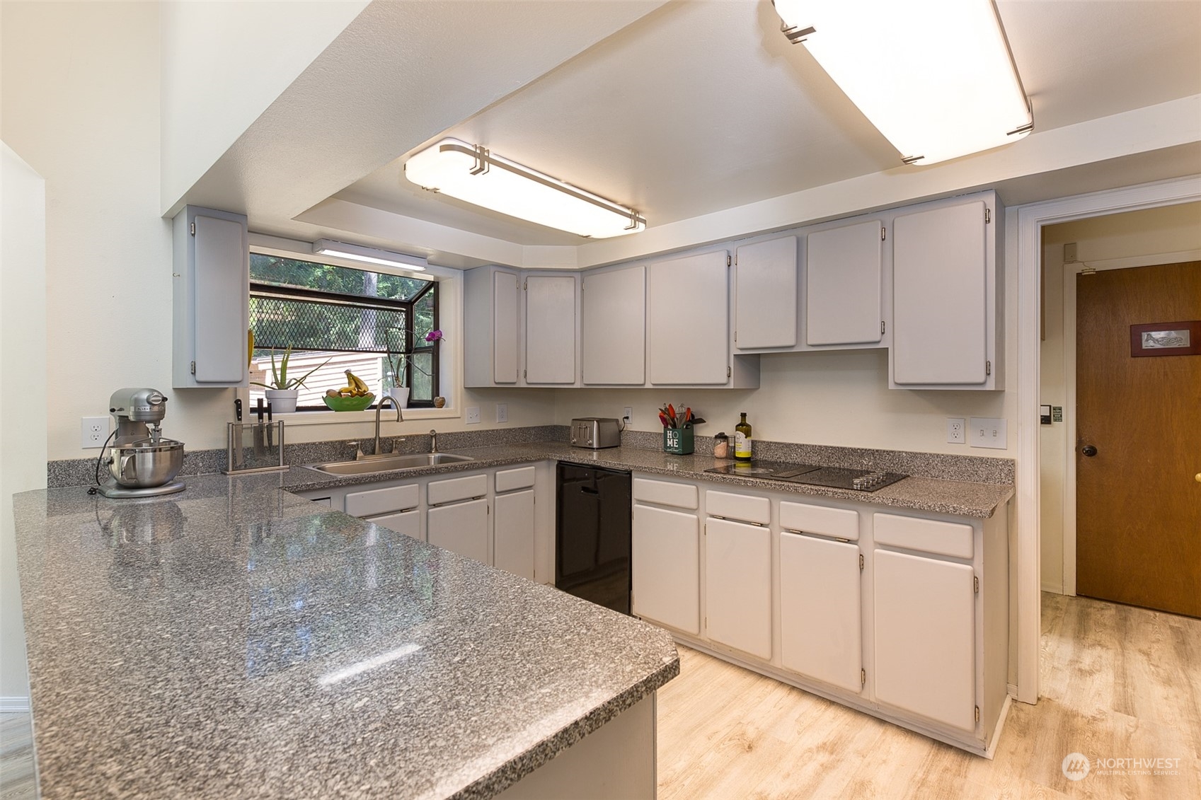 153 Delta Way Sequim, WA 98382 - Photo 12 of 40 Gallery Image 12
