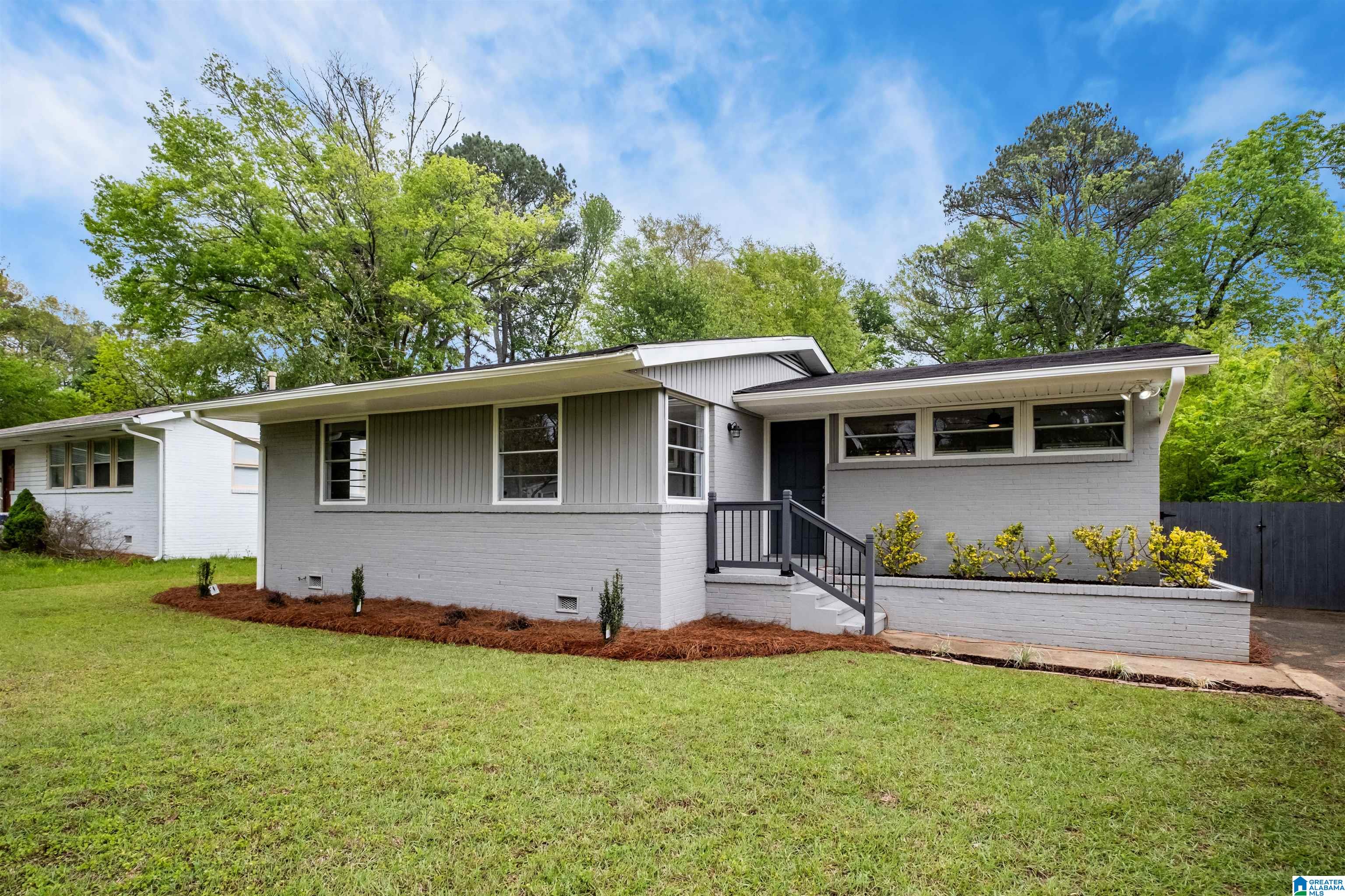153 Woodside Drive Birmingham, AL 35210 - Photo 3 of 27
