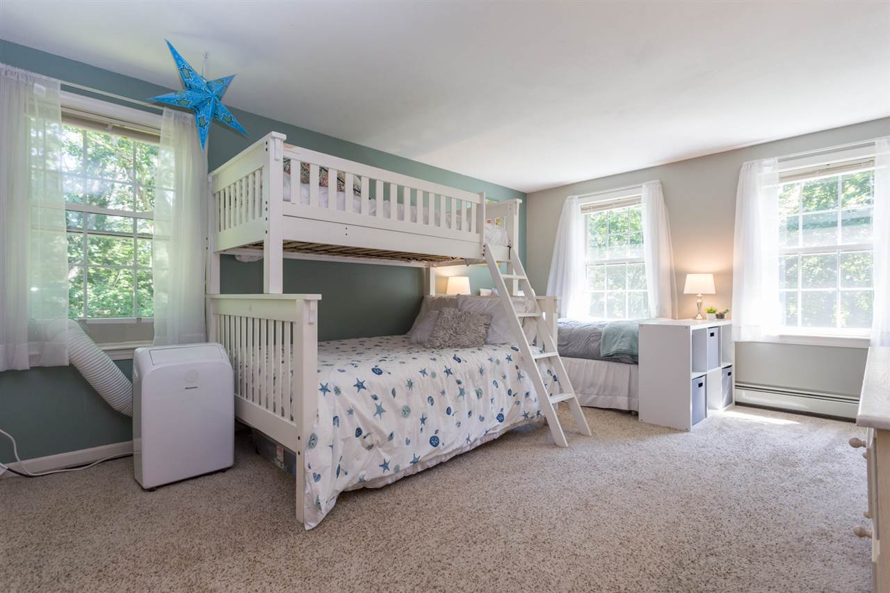 165 Brentwood Road Exeter, NH 03833 - Photo 22 of 35