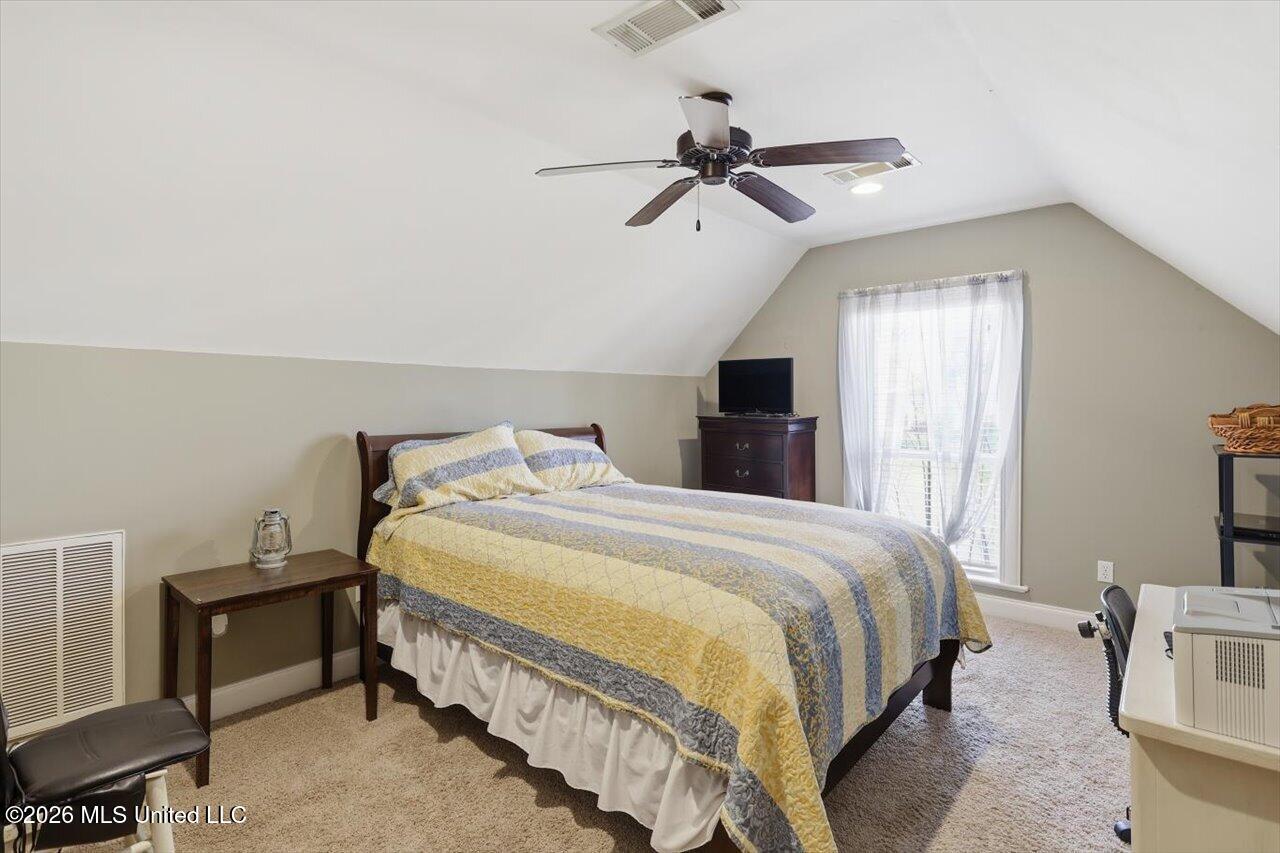 111 Bellemeade Trace Clinton, MS 39056 - Photo 23 of 27 28-111 Bellemeade Trce _ Home Tours MS