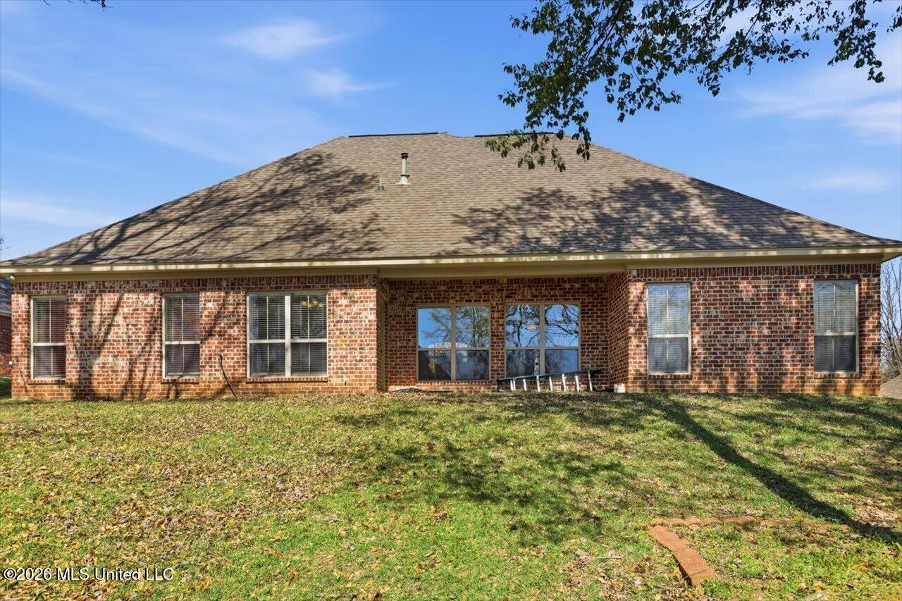 111 Bellemeade Trace Clinton, MS 39056 - Photo 27 of 28 31-111 Bellemeade Trce _ Home Tours MS