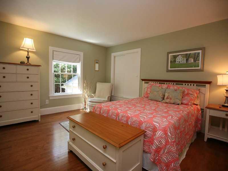 4 Middle Road Cumberland Center, ME 04021 - Photo 22 of 31 Bedroom.