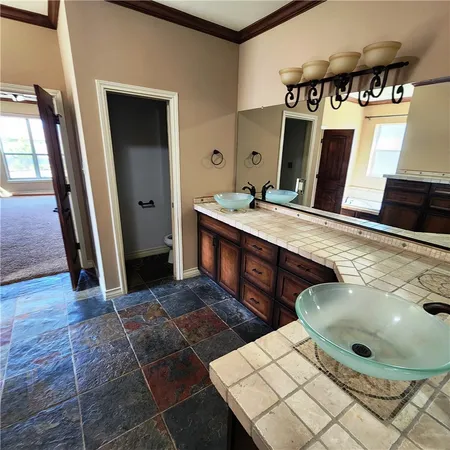 $3,600 | 8417 Lago Vista Drive, Corpus Christi, TX 78414