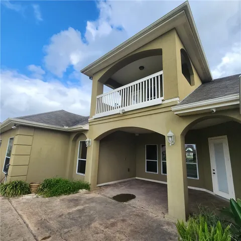 $3,600 | 8417 Lago Vista Drive, Corpus Christi, TX 78414