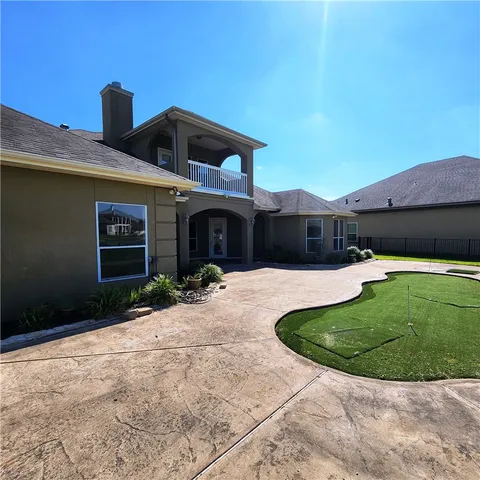 $3,600 | 8417 Lago Vista Drive, Corpus Christi, TX 78414