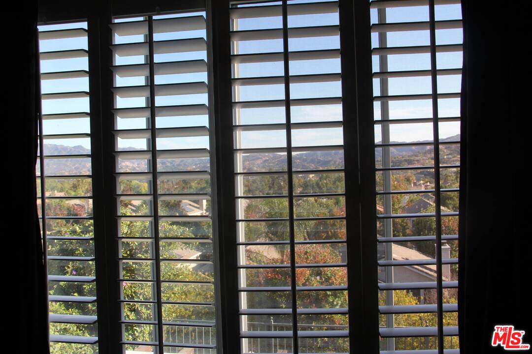 25712 Wordsworth Lane Stevenson Ranch, CA 91381 - Photo 11 of 15 Gallery Image 11