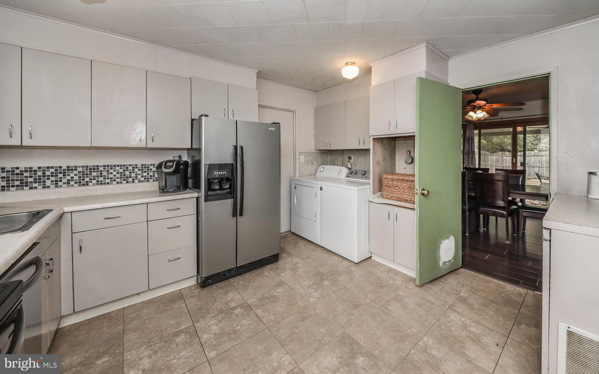 80 Fieldstone Road Levittown, PA 19056 - Photo 13 of 23