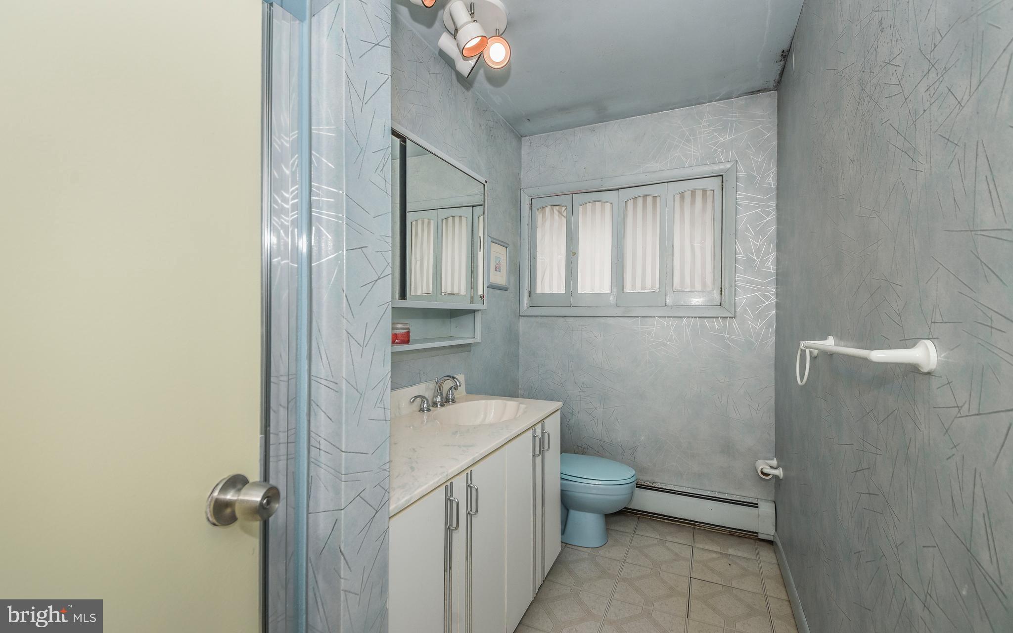 80 Fieldstone Road Levittown, PA 19056 - Photo 16 of 23
