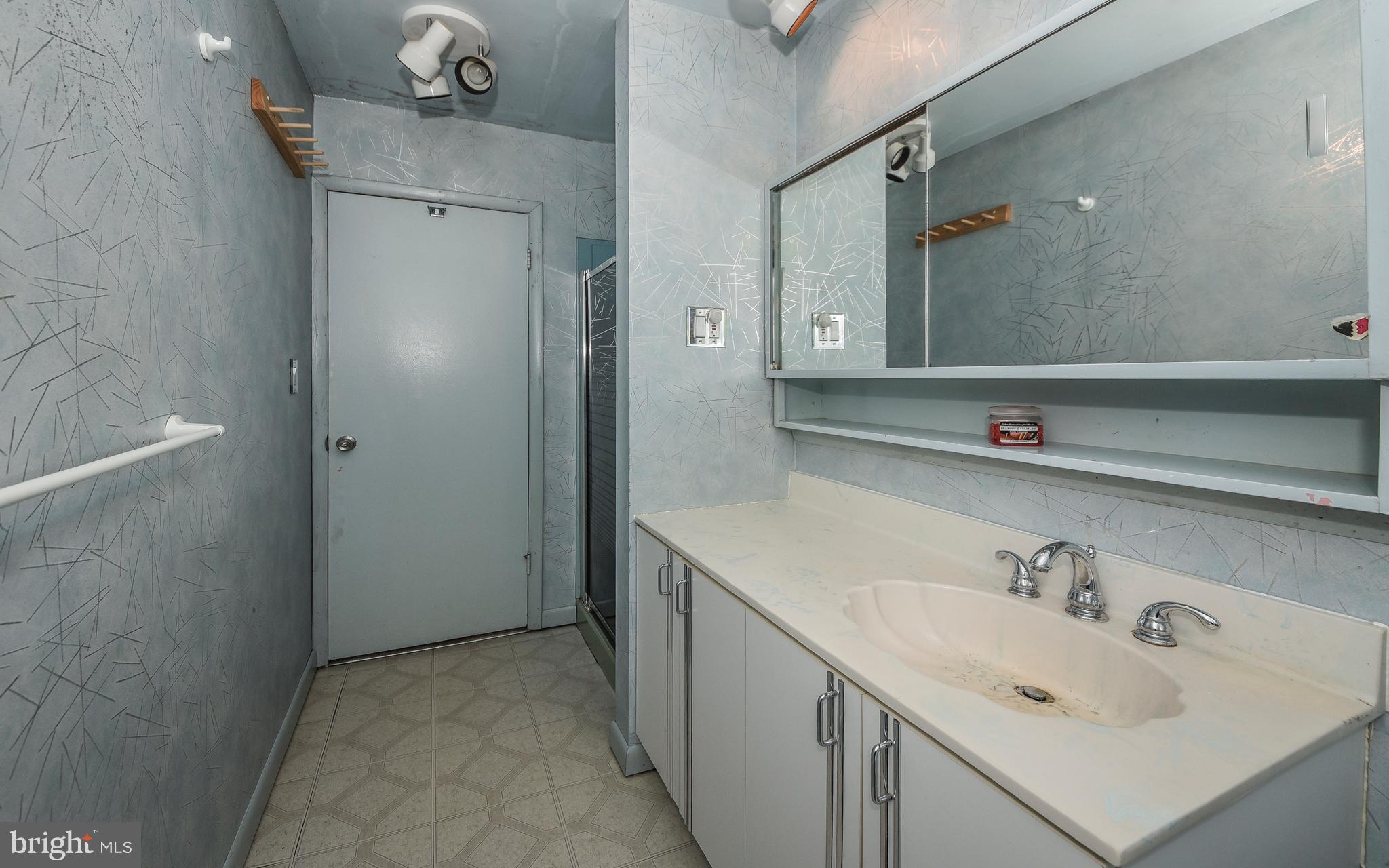 80 Fieldstone Road Levittown, PA 19056 - Photo 17 of 23