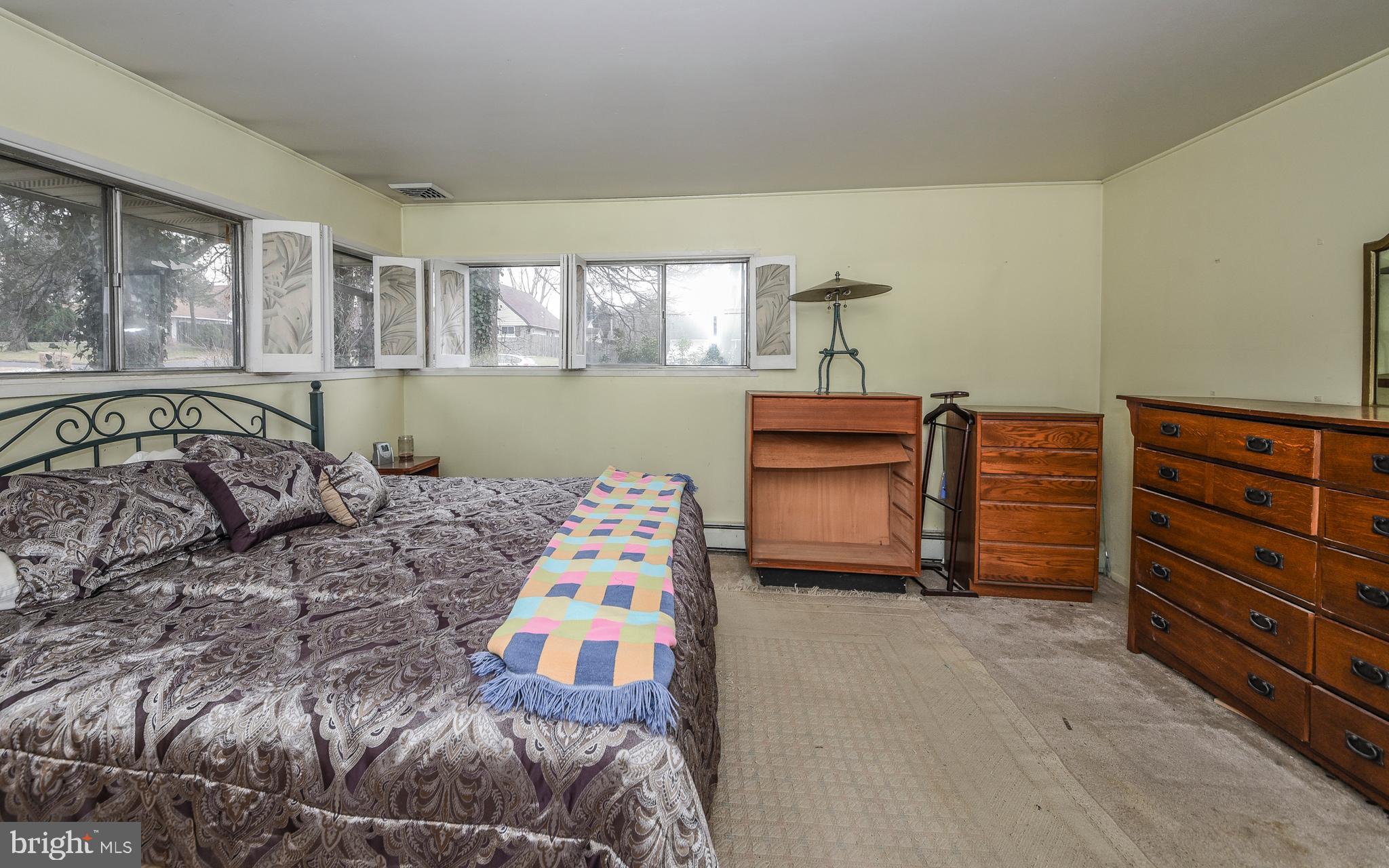 80 Fieldstone Road Levittown, PA 19056 - Photo 19 of 23