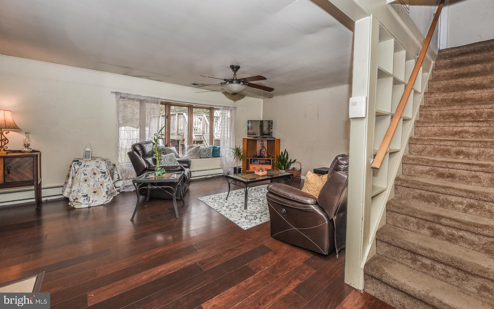 80 Fieldstone Road Levittown, PA 19056 - Photo 3 of 23